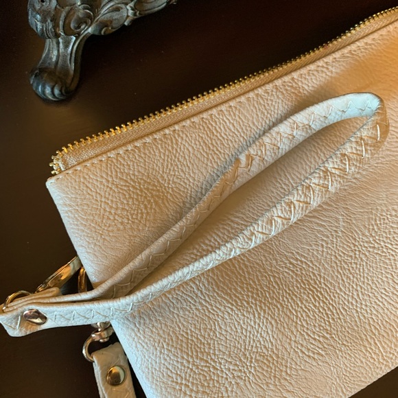 Wristlet crossover handbag - Picture 2 of 4